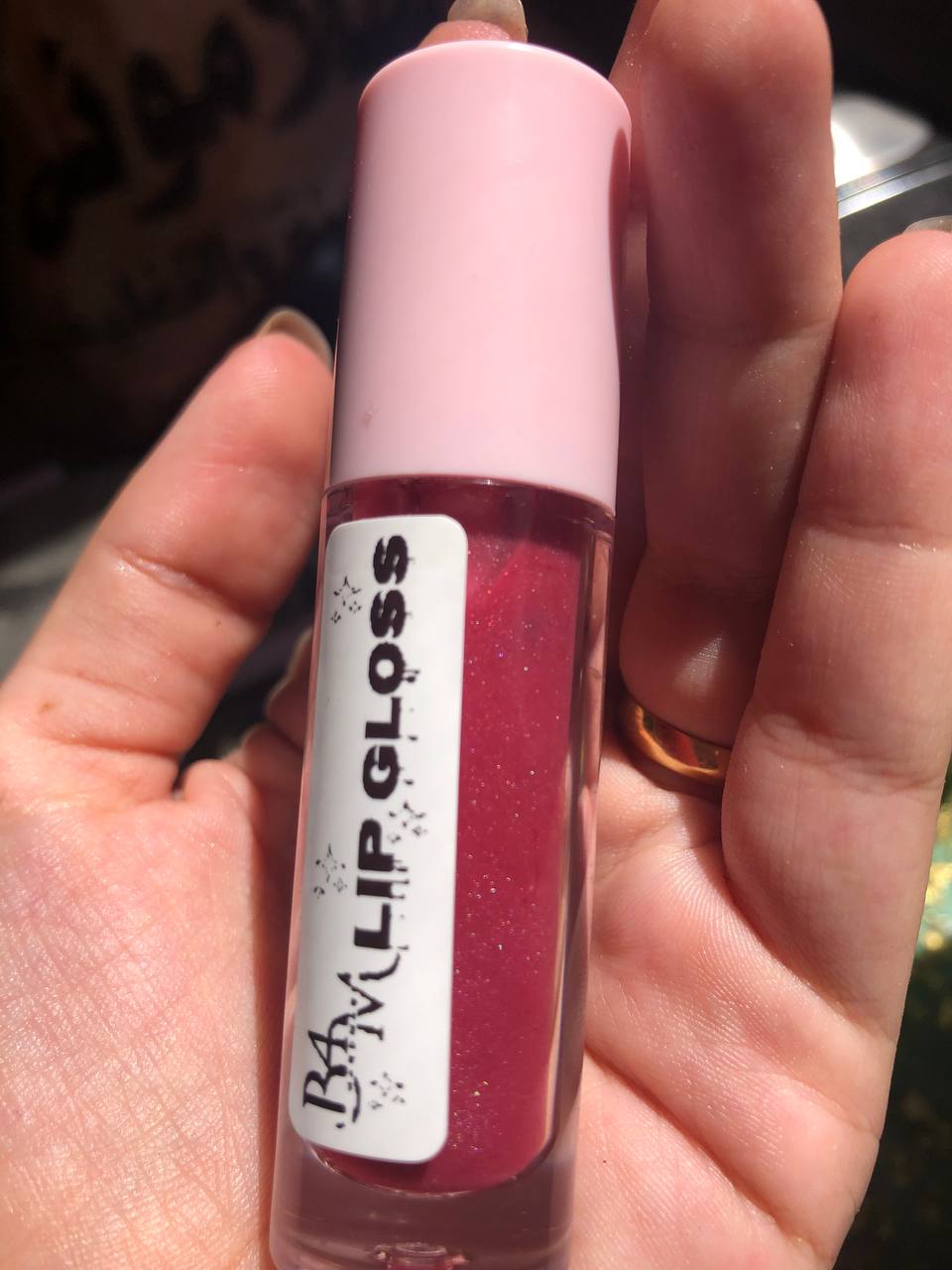 B4M Lip Gloss بدرجة وردية