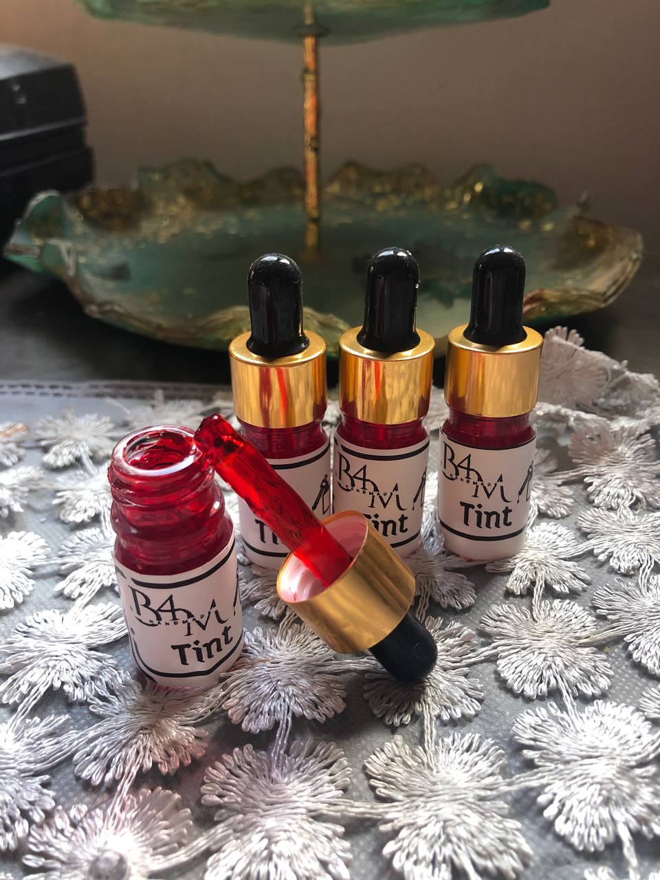 B4M Tint بقطّارة